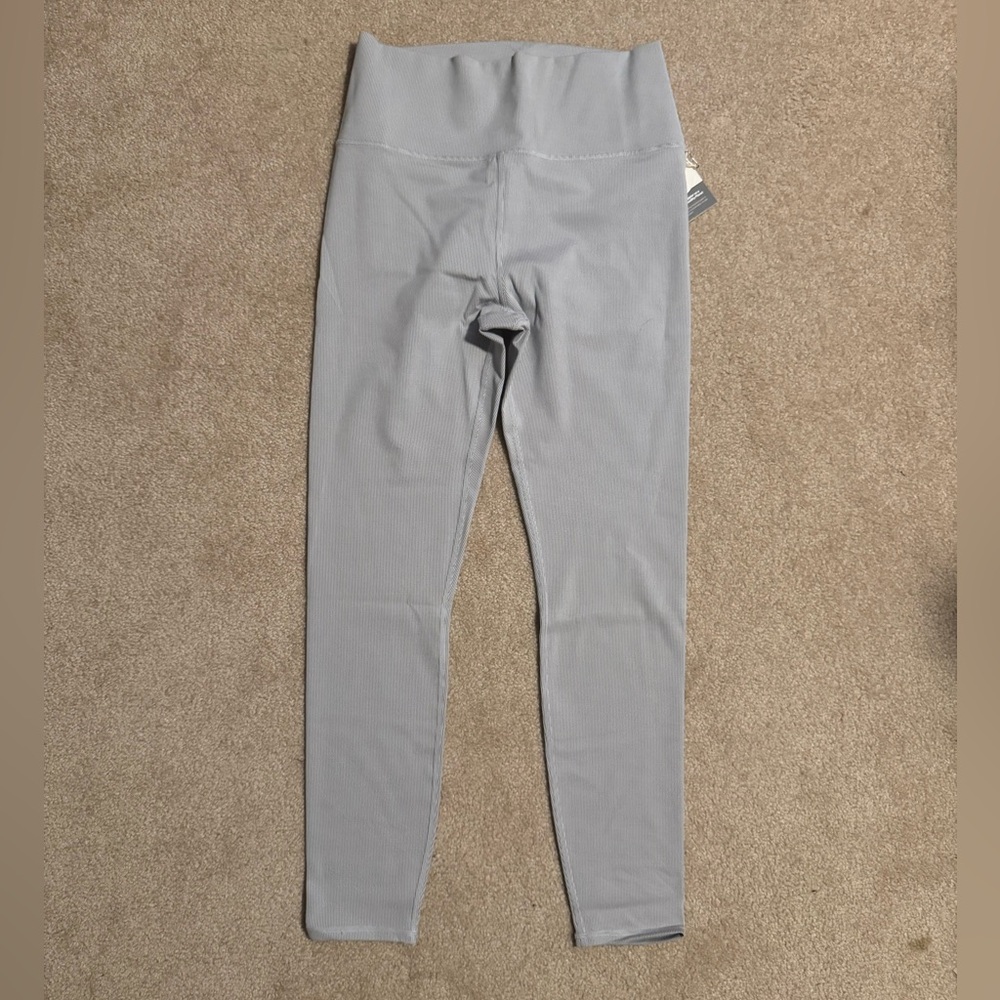 Vuori Lux Rib Studio Legging Heather Grey Stripe Size M NWT